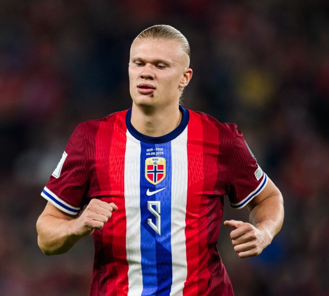 门将吊射破 门将吊射破